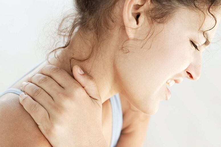 bolečine v predelu materničnega vratu zaradi osteohondroze